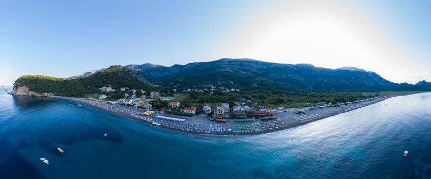 Apartments Galija Petrovac Ngoại thất bức ảnh