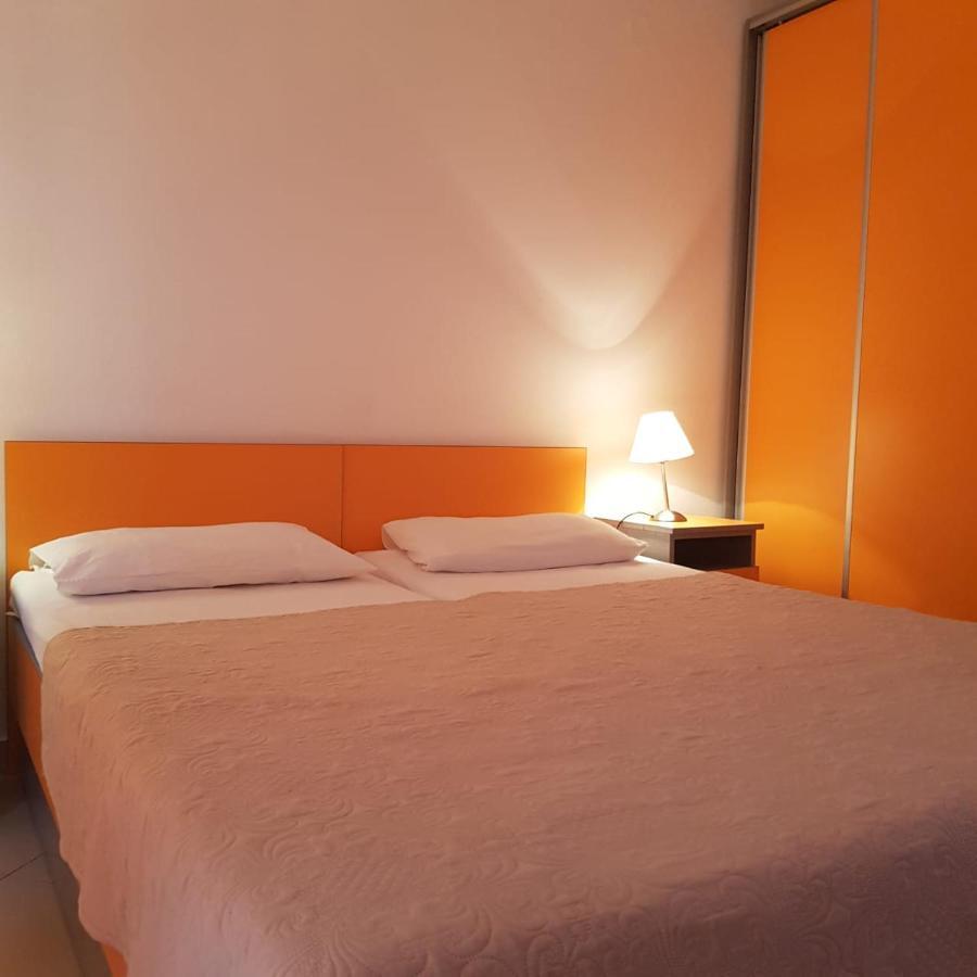 Apartments Galija Petrovac Ngoại thất bức ảnh